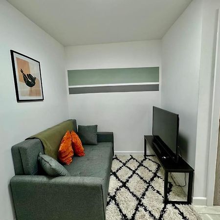 Stylish One Bedroom & A Sofa Bed Cardiff Zewnętrze zdjęcie